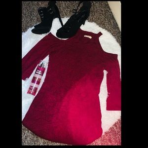 Shoulder cut maroon red dress